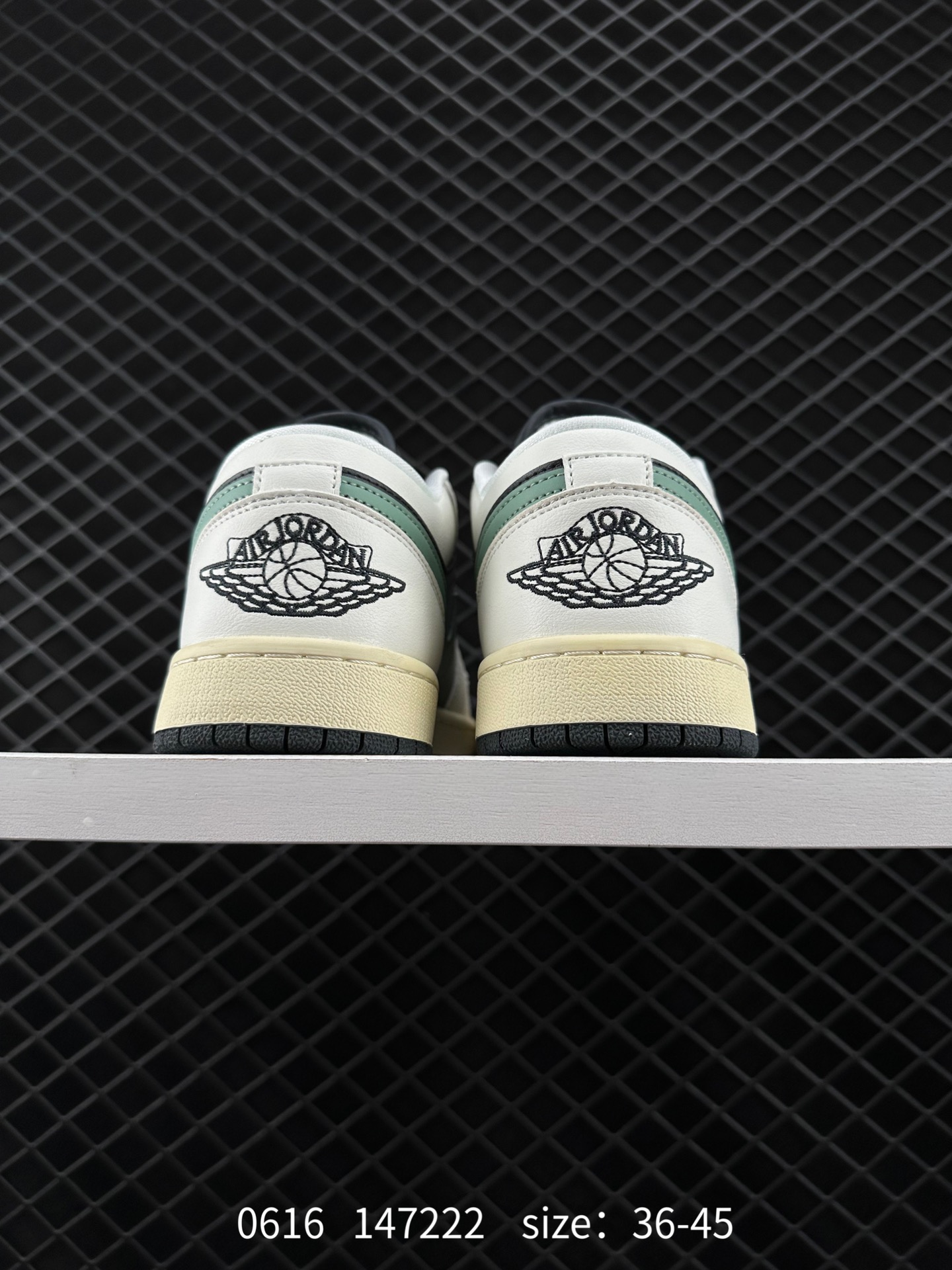 Air Jordan 1 Low AJ1